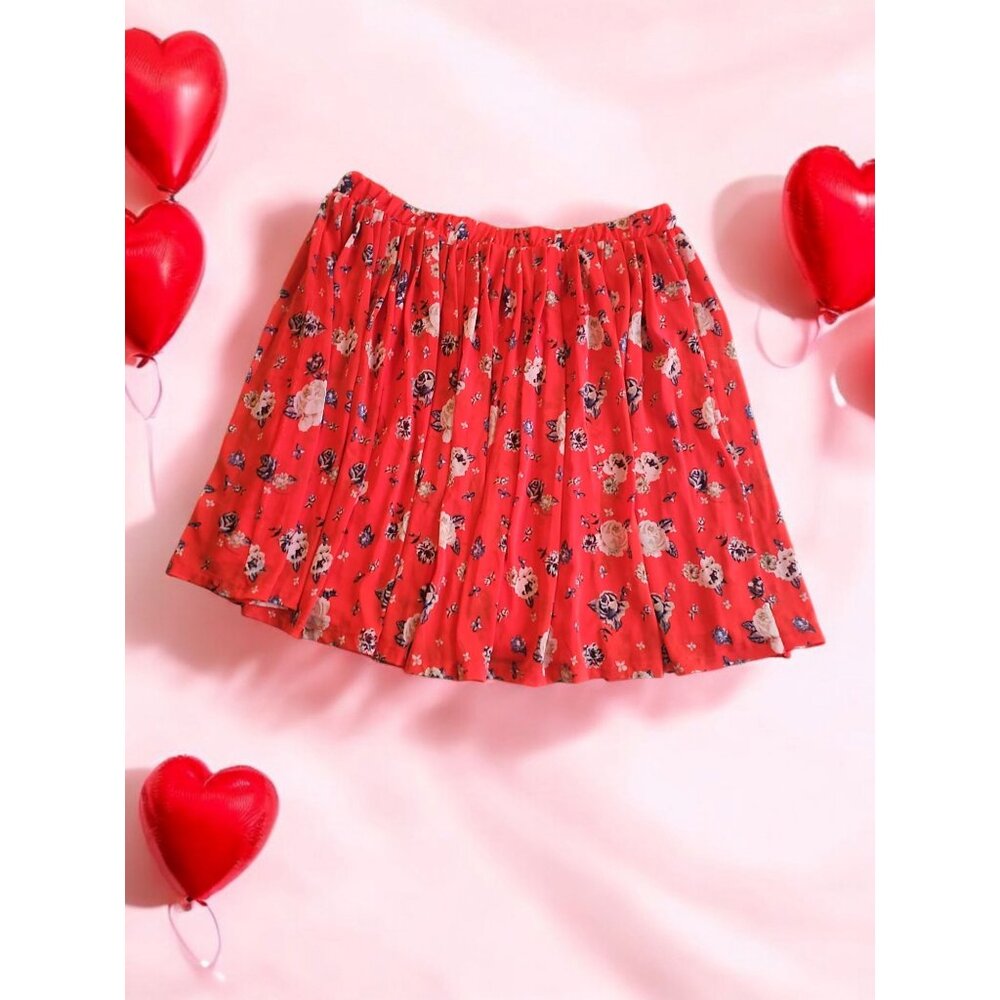 Torrid Womens Red Floral Skirt Size 1 Nylon/Spandex